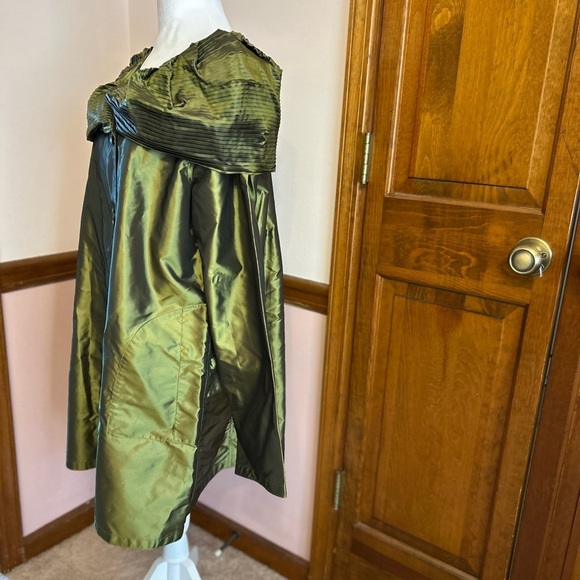 Dennis Basso Olive Green Pleated dress jacket - Picture 6 of 13